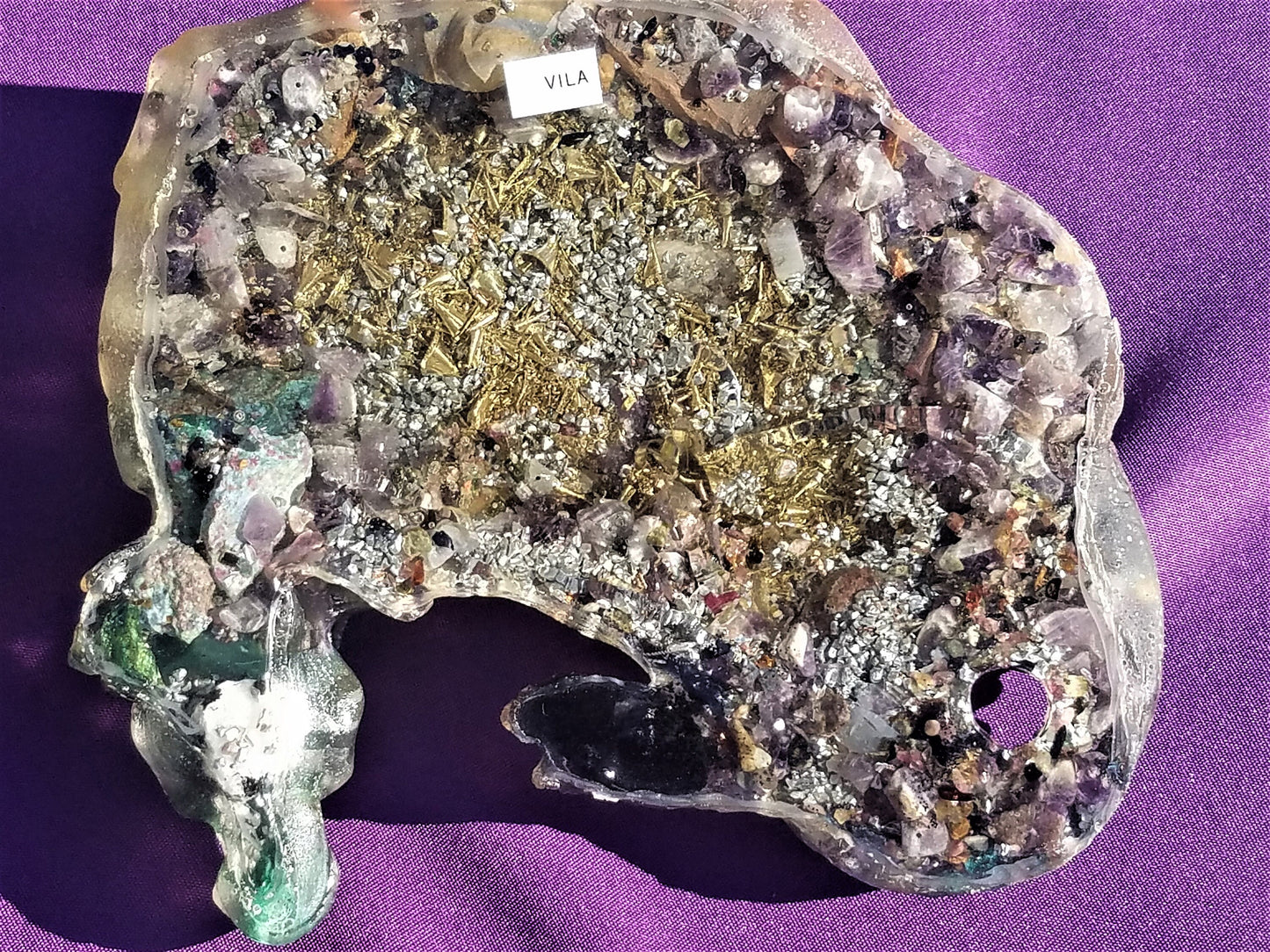 Vila / Orgone / Laying Dragon