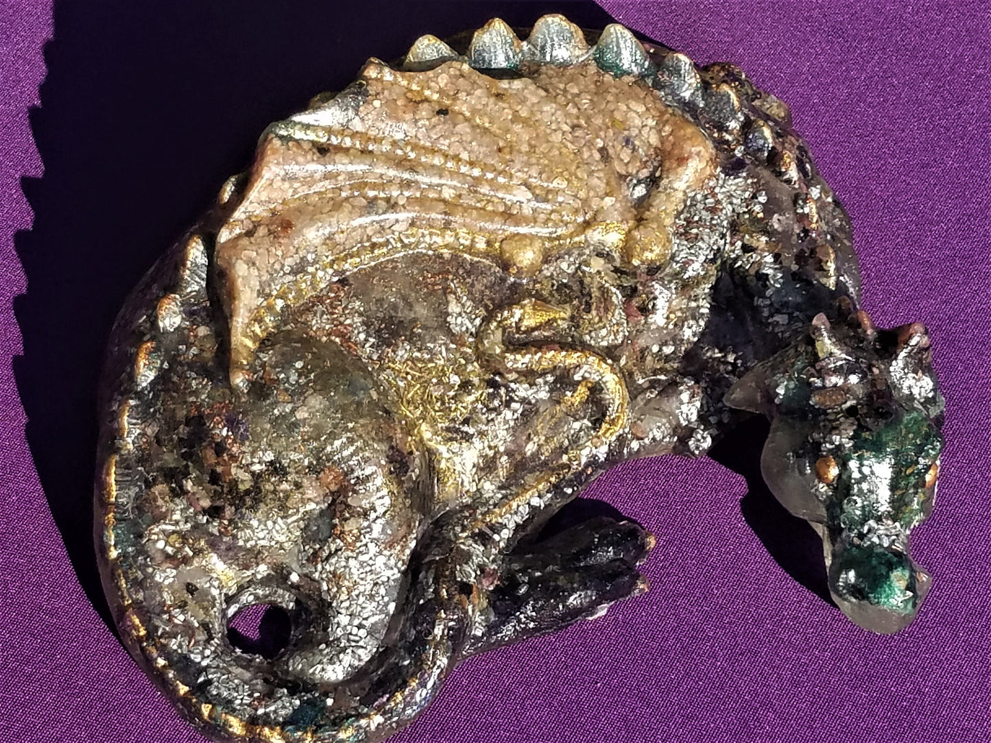 Vila / Orgone / Laying Dragon