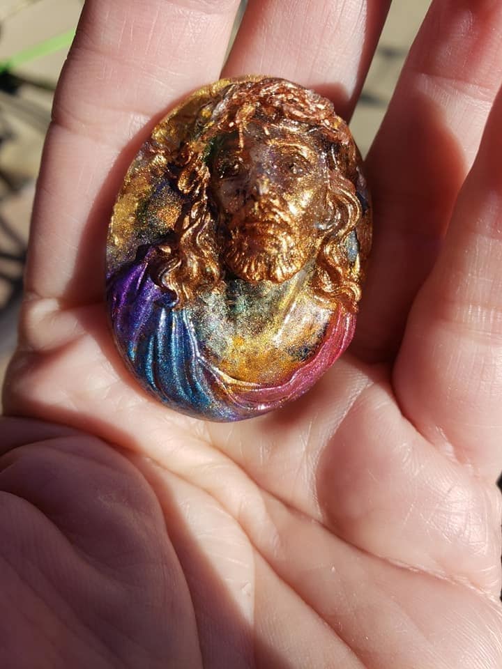 Rainbow Jesus Cabochon